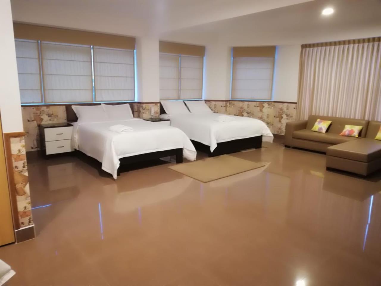 Hotel Costa Riviera Mala Εξωτερικό φωτογραφία